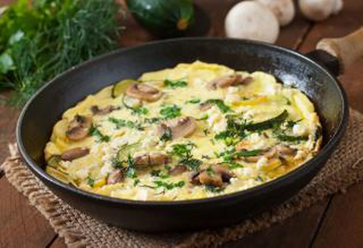 Omelet with Zucchini &amp; Mushrooms-1