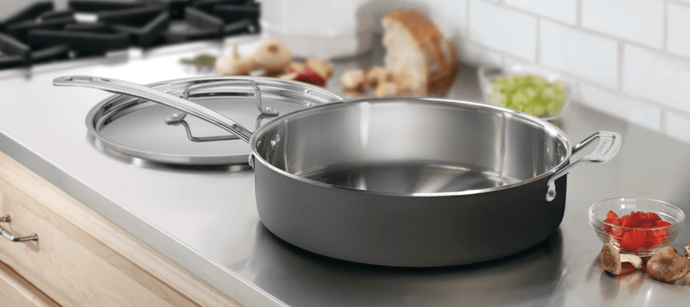 https://www.cuisinart.com/globalassets/catalog/cookware/saute-and-specialty-pans/saute-specialty-pans_category_banner_saute_specialty_pans_category_banner_mcu3330hn_1345x600.png