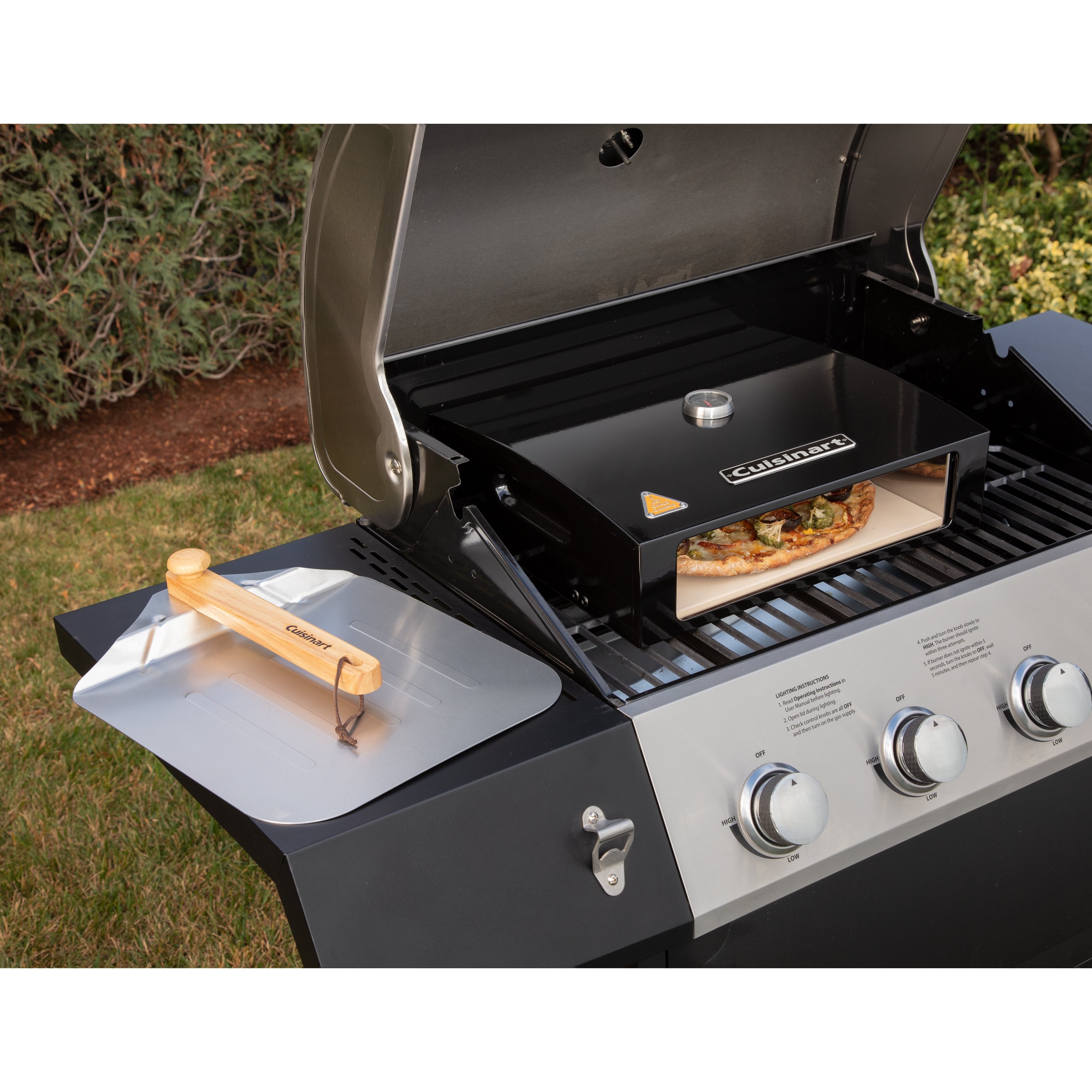 https://www.cuisinart.com/globalassets/cuisinart-image-feed/cpo-700/cpo-700-product-on-grill-w-food-lifestyle_3000-1.jpg