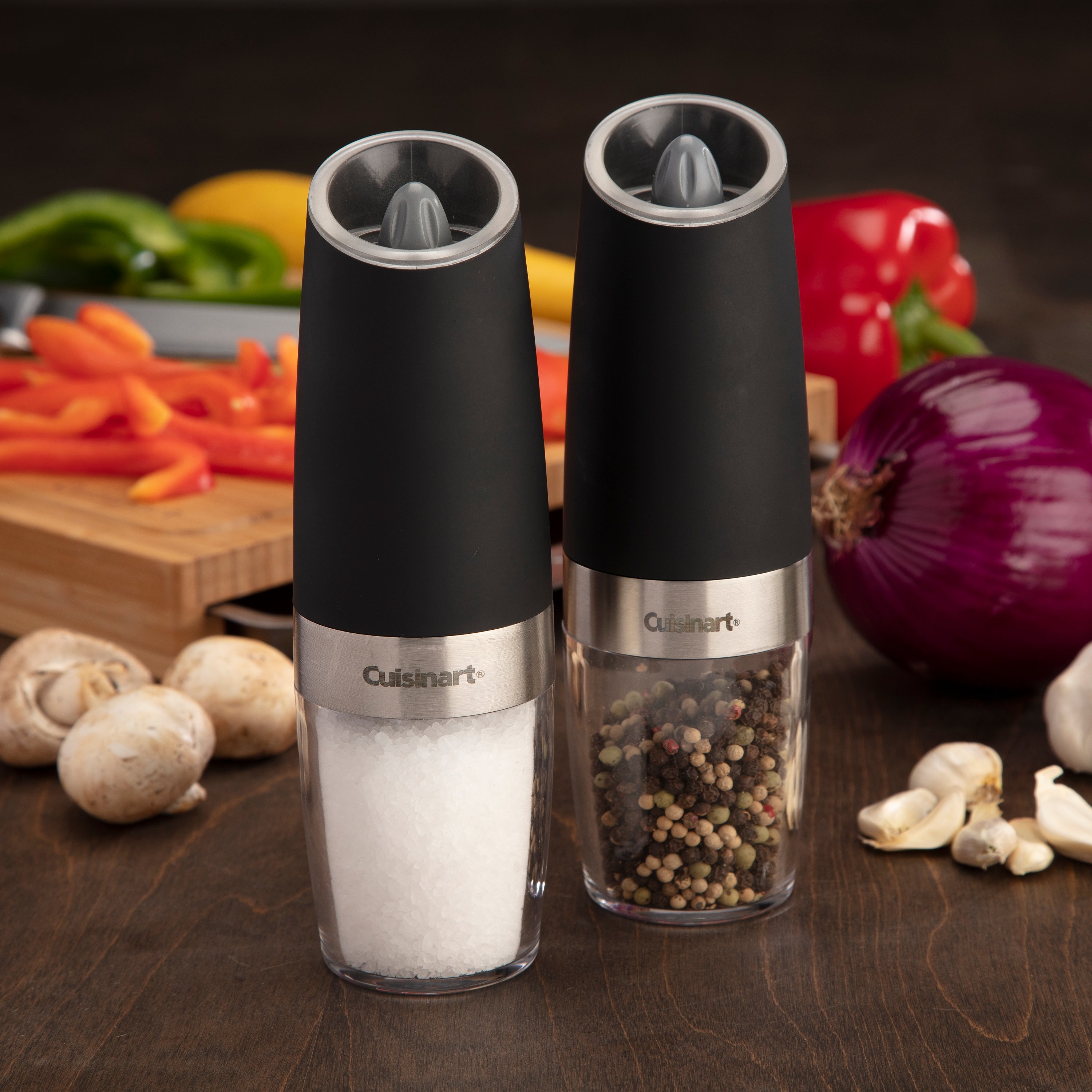 Electric Salt and Pepper Grinder Set, One Hand Salt and Pepper Mill Set  Automatic Gravity Salt Pepper Grinders - black 