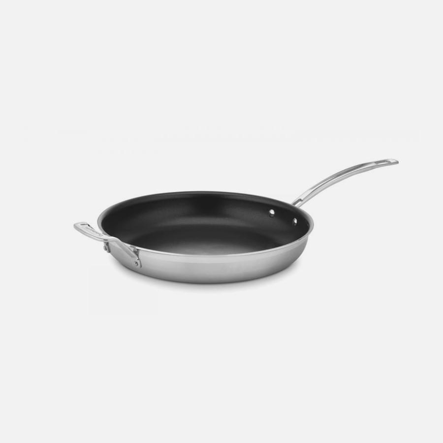 This Professional-Grade Cuisinart Skillet Is One Of The Best