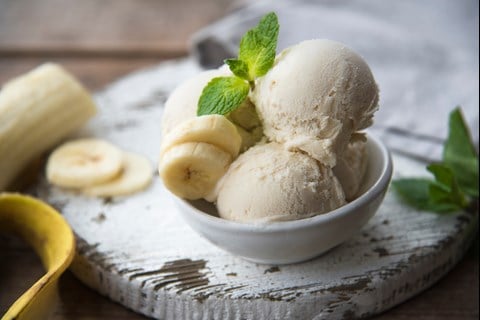 https://www.cuisinart.com/globalassets/recipes/banana-ice-cream.jpg?width=480